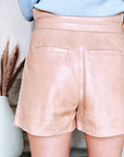 Short cuir CHLOÉ - 𝐌𝐚𝐫𝐢𝐧𝐚𝟒𝟒𝐟𝐚𝐦𝐢𝐥𝐲