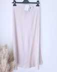 Jupe beige satinée