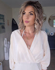 Robe irisée écrue