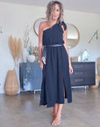 Robe asymétrique & ceinture ruban
