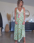 Robe verte dos nu en soie