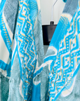 Robe bleue dos nu en soie
