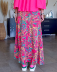 Jupe fuchsia fendue
