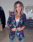 Veste noire tags fluo