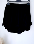 Blouse noire épaules dénudées