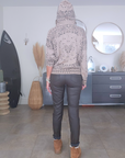 Pull capuche beige marron