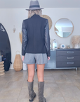 Veste noire bi-matière laine et cuir - 𝐌𝐚𝐫𝐢𝐧𝐚𝟒𝟒𝐟𝐚𝐦𝐢𝐥𝐲