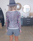 Pull léopard rose vif