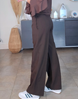 Pantalon marron à jambes larges