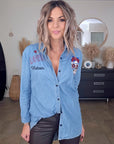 Chemise longue bleue avec inscriptions - 𝐌𝐚𝐫𝐢𝐧𝐚𝟒𝟒𝐟𝐚𝐦𝐢𝐥𝐲