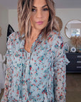 Blouse vert d'eau à imprimé fleuri - 𝐌𝐚𝐫𝐢𝐧𝐚𝟒𝟒𝐟𝐚𝐦𝐢𝐥𝐲