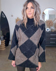Pull tunique en damier marron taupe - 𝐌𝐚𝐫𝐢𝐧𝐚𝟒𝟒𝐟𝐚𝐦𝐢𝐥𝐲