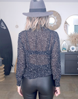 Chemise noire à imprimé éclairs et pois blancs - 𝐌𝐚𝐫𝐢𝐧𝐚𝟒𝟒𝐟𝐚𝐦𝐢𝐥𝐲