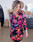Robe noire à imprimé fleuri lumineux - 𝐌𝐚𝐫𝐢𝐧𝐚𝟒𝟒𝐟𝐚𝐦𝐢𝐥𝐲