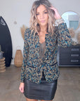 Veste cintrée à imprimé camouflage - 𝐌𝐚𝐫𝐢𝐧𝐚𝟒𝟒𝐟𝐚𝐦𝐢𝐥𝐲