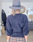 Pull noir ajouré maille poilue - 𝐌𝐚𝐫𝐢𝐧𝐚𝟒𝟒𝐟𝐚𝐦𝐢𝐥𝐲