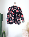 Veste cintrée à imprimé skull - 𝐌𝐚𝐫𝐢𝐧𝐚𝟒𝟒𝐟𝐚𝐦𝐢𝐥𝐲