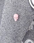 Veste à chevrons & tags + pin's skull rose - 𝐌𝐚𝐫𝐢𝐧𝐚𝟒𝟒𝐟𝐚𝐦𝐢𝐥𝐲