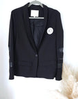 Veste noire à manches ajourées - 𝐌𝐚𝐫𝐢𝐧𝐚𝟒𝟒𝐟𝐚𝐦𝐢𝐥𝐲