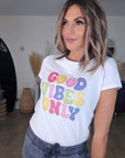 Tee-shirt blanc Good Vibes - 𝐌𝐚𝐫𝐢𝐧𝐚𝟒𝟒𝐟𝐚𝐦𝐢𝐥𝐲