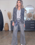 Pull gris clair à bandes latérales arc-en-ciel - 𝐌𝐚𝐫𝐢𝐧𝐚𝟒𝟒𝐟𝐚𝐦𝐢𝐥𝐲