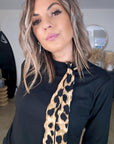 Sweat noir à cravate léopard - 𝐌𝐚𝐫𝐢𝐧𝐚𝟒𝟒𝐟𝐚𝐦𝐢𝐥𝐲