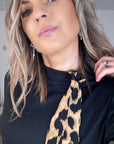 Sweat noir à cravate léopard - 𝐌𝐚𝐫𝐢𝐧𝐚𝟒𝟒𝐟𝐚𝐦𝐢𝐥𝐲