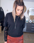 T-shirt noir manches dentelles - 𝐌𝐚𝐫𝐢𝐧𝐚𝟒𝟒𝐟𝐚𝐦𝐢𝐥𝐲