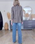 Jean bleu coupe droite à ceinture asymétrique. - 𝐌𝐚𝐫𝐢𝐧𝐚𝟒𝟒𝐟𝐚𝐦𝐢𝐥𝐲