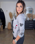 Pull gris ร รฉcussons - ๐๐๐ซ๐ข๐ง๐๐๐๐๐๐ฆ๐ข๐ฅ๐ฒ