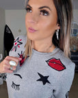 Pull gris ร รฉcussons - ๐๐๐ซ๐ข๐ง๐๐๐๐๐๐ฆ๐ข๐ฅ๐ฒ
