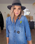 Robe chemise bleue à écussons - 𝐌𝐚𝐫𝐢𝐧𝐚𝟒𝟒𝐟𝐚𝐦𝐢𝐥𝐲