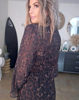 Robe longue marron à imprimé léopard - 𝐌𝐚𝐫𝐢𝐧𝐚𝟒𝟒𝐟𝐚𝐦𝐢𝐥𝐲