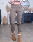 Pantalon cargo kaki - 𝐌𝐚𝐫𝐢𝐧𝐚𝟒𝟒𝐟𝐚𝐦𝐢𝐥𝐲