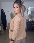 Veste cintrée beige boutons - 𝐌𝐚𝐫𝐢𝐧𝐚𝟒𝟒𝐟𝐚𝐦𝐢𝐥𝐲
