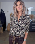 Chemise beige à imprimé léopard marron et noir - 𝐌𝐚𝐫𝐢𝐧𝐚𝟒𝟒𝐟𝐚𝐦𝐢𝐥𝐲