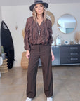 Chemise marron à volants