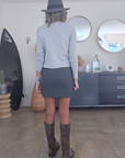 Pull gris écussons