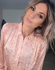 Chemise rose saumon fleurie