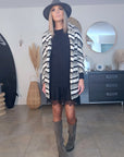 Gilet chaud ethnique noir et blanc - 𝐌𝐚𝐫𝐢𝐧𝐚𝟒𝟒𝐟𝐚𝐦𝐢𝐥𝐲
