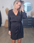 Robe noire skull en relief