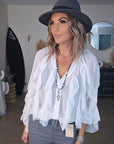 Chemise blanche à volants