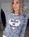 Pull léo rebel
