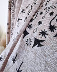 Pull capuche beige marron
