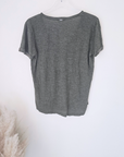 Tee-shirt kaki perles bijoux