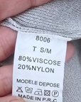 Pull gris écussons
