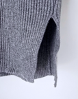 Robe grise à maille côtelée