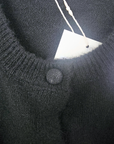 Cardigan noir à boucle dorée - 𝐌𝐚𝐫𝐢𝐧𝐚𝟒𝟒𝐟𝐚𝐦𝐢𝐥𝐲