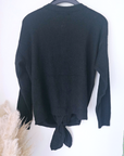 Cardigan noir à boucle dorée - 𝐌𝐚𝐫𝐢𝐧𝐚𝟒𝟒𝐟𝐚𝐦𝐢𝐥𝐲