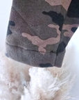 Veste cintrée camouflage kaki avec dessin et inscriptions dorées - 𝐌𝐚𝐫𝐢𝐧𝐚𝟒𝟒𝐟𝐚𝐦𝐢𝐥𝐲